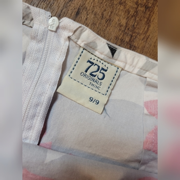 FREE W BUNDLE 725 Originals Y2K mini skirt - Picture 3 of 9